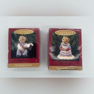 HALLMARK KEEPSAKE ORNAMENTS THE BEARINGERS PAPA AND MAMA BEAR  COLLECTIBLE 1993